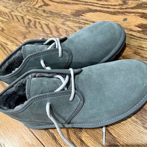 UGG brand new men size 8 gray boots